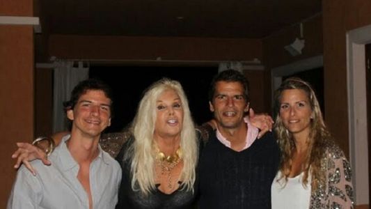 Susana brindó con su hermano Patricio en el día de su cumple