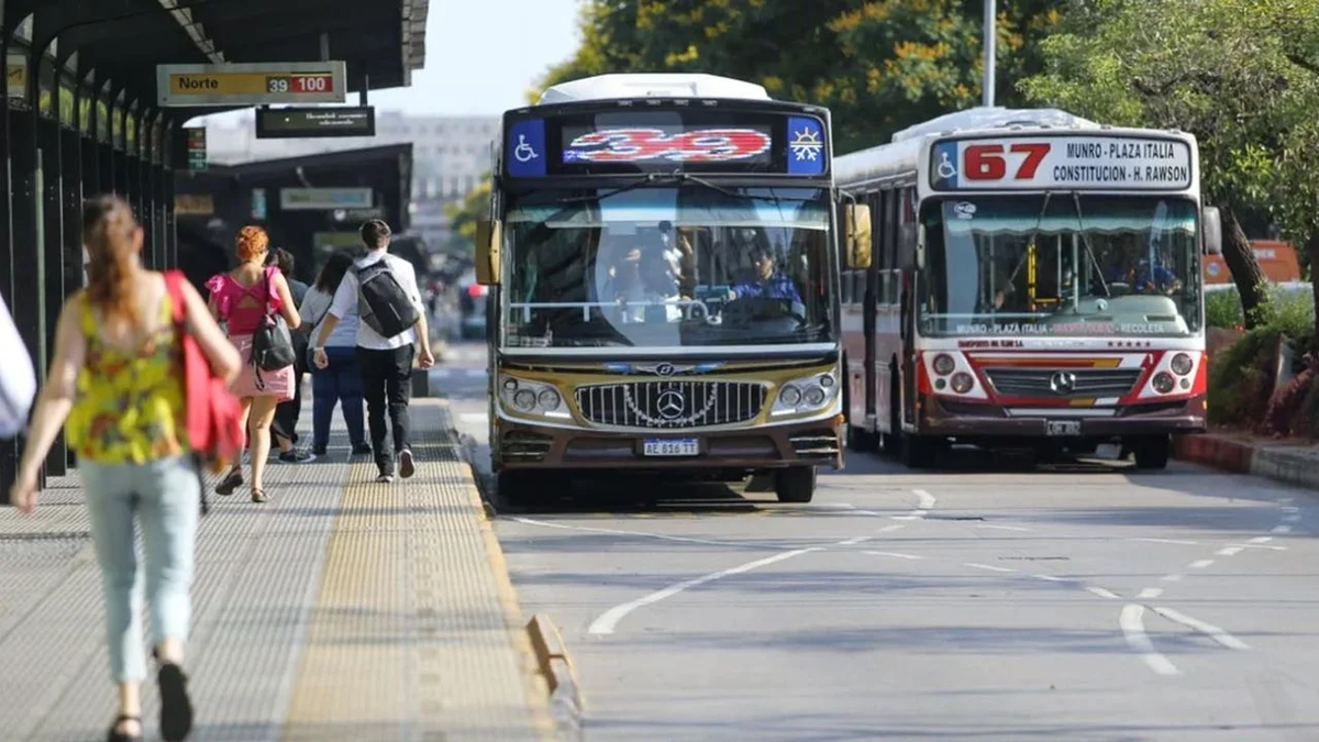 &nbsp;El colectivo representa muchas veces una oportunidad que sentís que se te escapa o que no estás pudiendo alcanzar. Foto: Internet.
