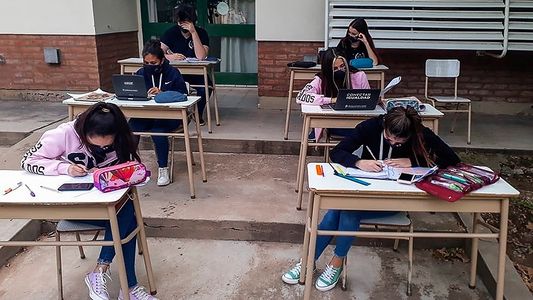 El descargo de una docente que se hizo viral: Estoy muy triste y muy preocupada por lo que veo en las aulas