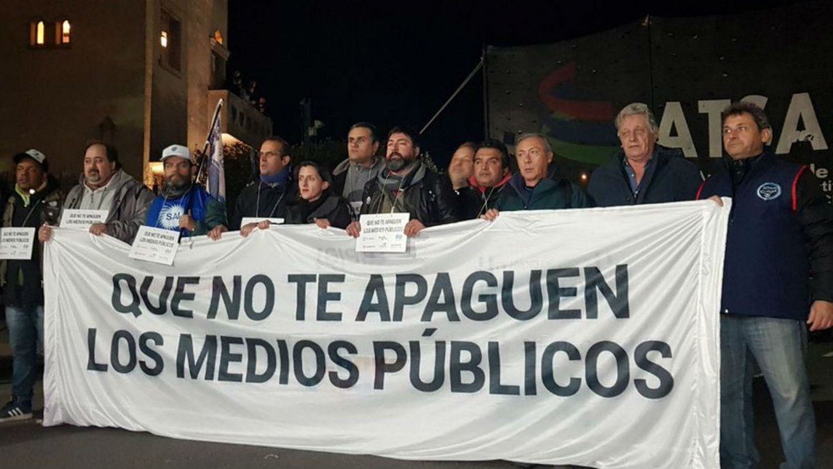 Martín Fierro político: el ingreso de los famosos se mezcla con protestas en la calle