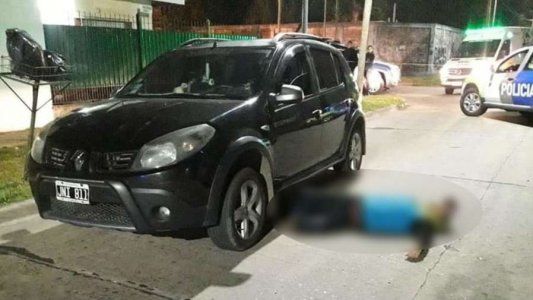 Asaltó a un chofer de Uber, pero el conductor era gendarme y lo mató
