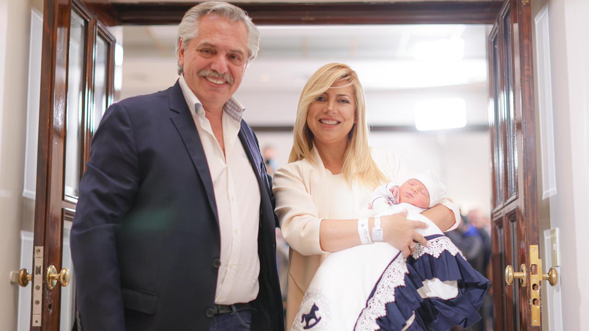 Alberto Fernández termina su licencia por paternidad y debe tomar decisiones.