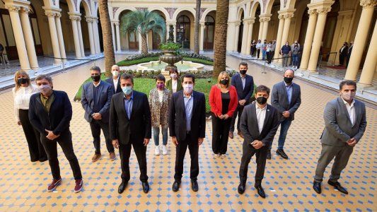 El Gobierno busca cambiar las reglas de juego de las elecciones (como en 2009) y se enfrenta al pedido de boleta única