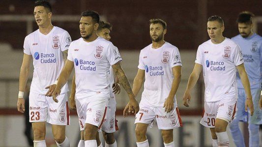 Afuera de todo: Huracán perdió ante Emelec, quedó eliminado de la Libertadores y tampoco irá a la Sudamericana