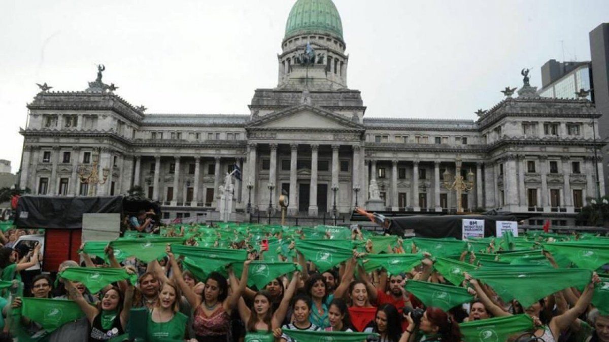 Días clave para el proyecto de ley de aborto: dictamen, vigilia y cambios de último momento