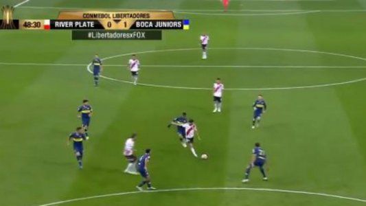 Tras una gran pared con Pratto, Nacho Fernández tuvo la más clara para River