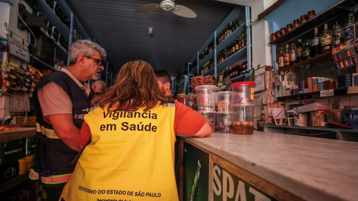 Los operativos sanitarios, intensificados en Brasil por la intoxicación a turistas, que muchas veces es fatal.(Foto: Gentileza Metropoles)