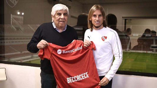 Beccacece fue presentado en Independiente: Nos gustaría encontrar un equipo que enamore
