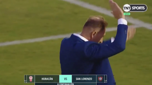 ¡Insólito! La ovación de los hinchas de Huracán a Néstor Pitana