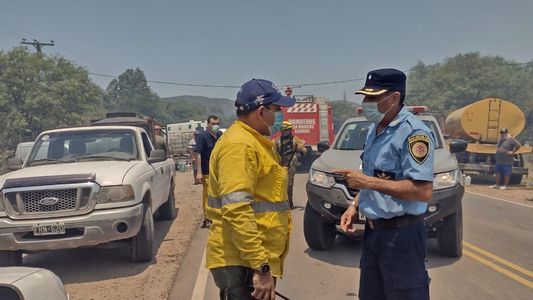 Córdoba: feroz incendio azota la localidad de San Marcos Sierras