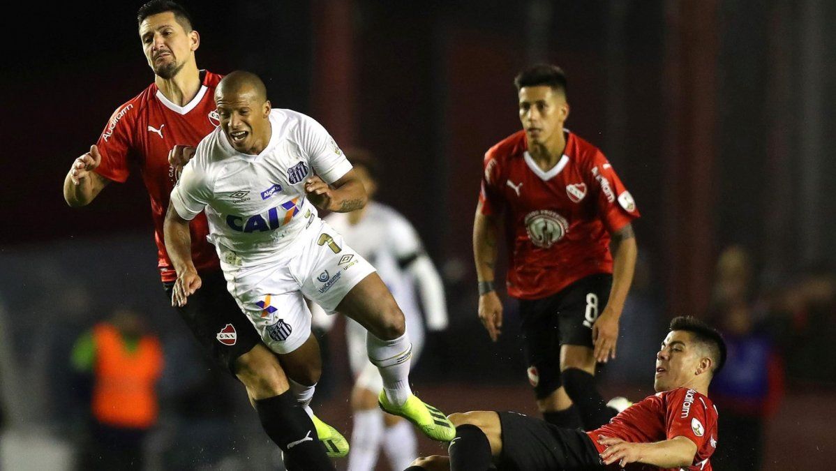 Santos le reclama a la CONMEBOL el mismo trato que tuvo con River