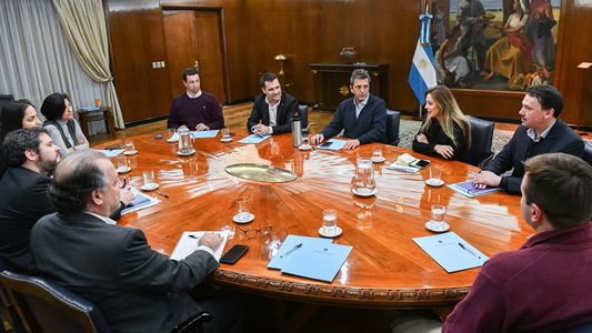 Sergio Massa encabezó la primera reunión del nuevo gabinete energético