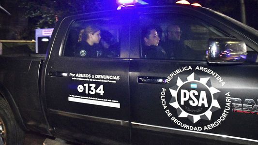 Atentado a Cristina Kirchner: la imagen que muestra a Brenda Uliarte durante un ataque a Casa Rosada