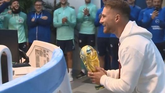 Ovación, Copa y lluvia de papelitos: el emocionante recibimiento para Alexis Mac Allister en su vuelta a Brighton