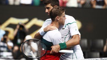 Schwarztman sufre una derrota ante Djokovic que deja sin argentinos al Abierto de Australia