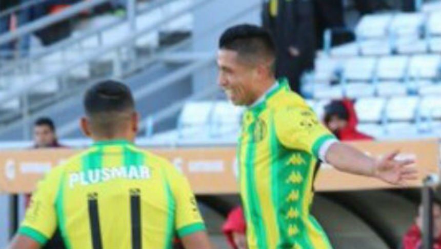Sobre la hora, Aldosivi se lo dio vuelta a Huracán y sumó de a tres
