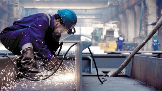 Salario mínimo: ¿de cuánto sería el aumento que lanzará el Gobierno?