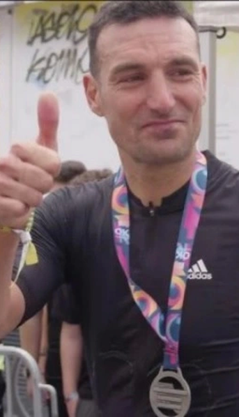 Scaloni completó una exigente prueba de ciclismo en Mallorca: Deshidratado, pero valió la pena