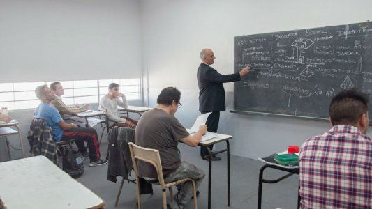 Abogados, periodistas y sociólogos: qué carreras quieren estudiar los presos de la provincia de Buenos Aires