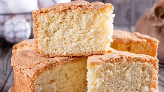 Esponjoso, rico y sobre todo barato: cómo hacer un BIZCOCHUELO con $700