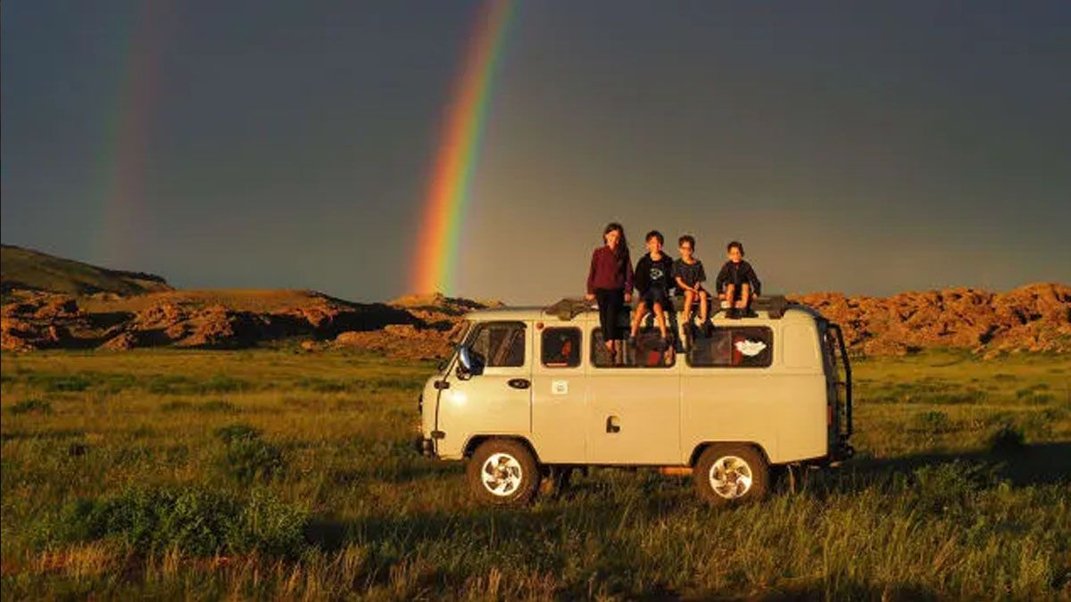 El viaje, en su etapa por Asia, luego de Turquía siguió por Mongolia (Cuenta de Instagram de la familia)