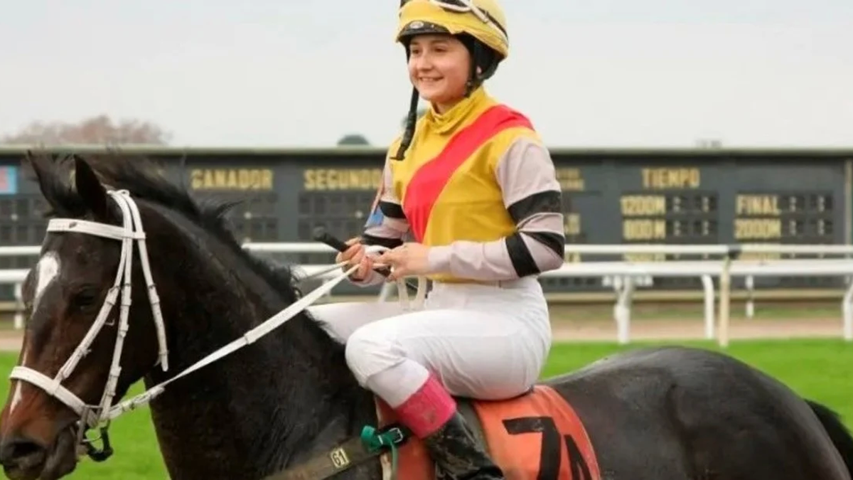 Florencia Giménez sufrió una dura caída en el Hipódromo de Palermo. 