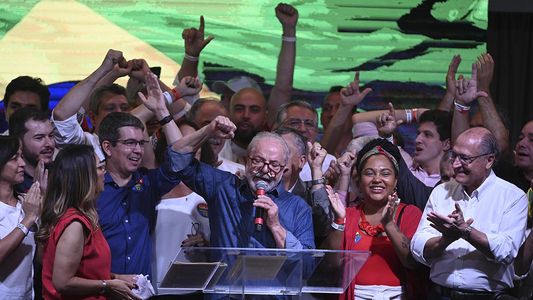 Balotaje en Brasil: Lula da Silva se impuso sobre Jair Bolsonaro y será presidente por tercera vez