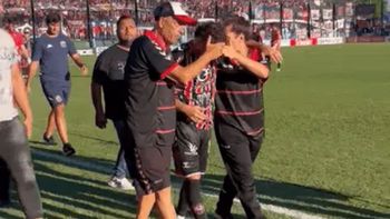 escandalo en la copa argentina: tigre - chacarita, suspendido por la agresion a un jugador del funebrero escandalo en la copa argentina: tigre - chacarita, suspendido por la agresion a un jugador del funebrero