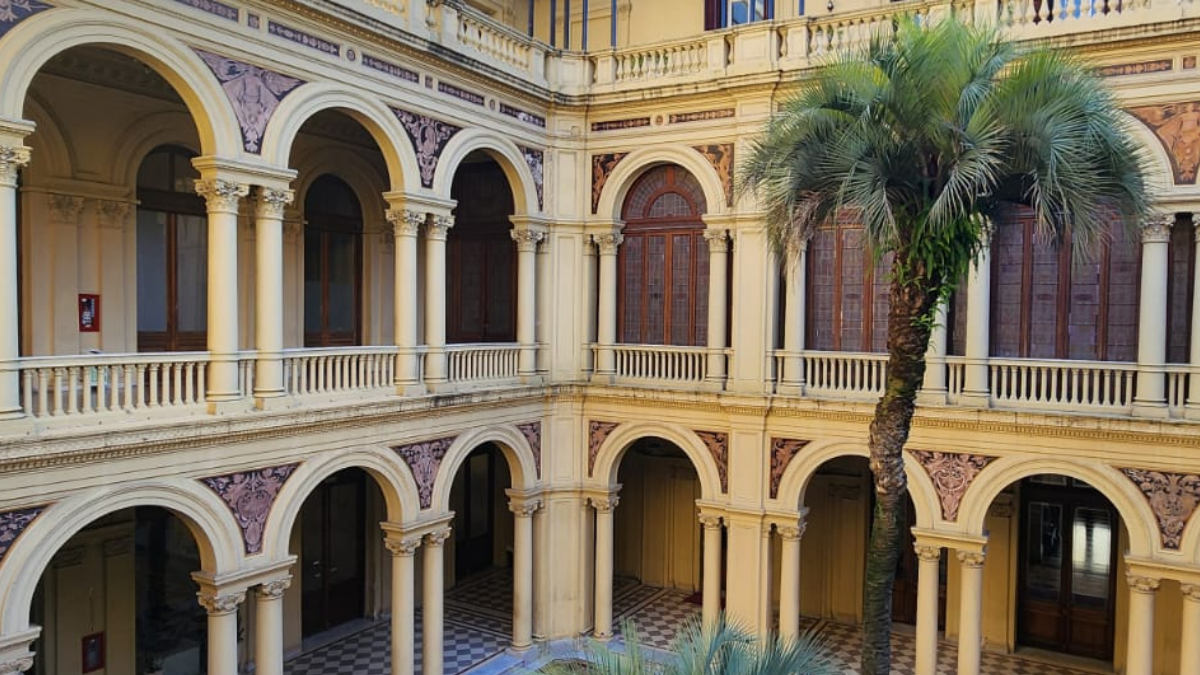 En la Casa Rosada el paro fue parcial. Reunión de gabinete sin Javier Milei y la rebelión de los mozos. Foto: A24.com