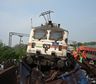 India: asciende a 288 la cantidad de muertos por el choque de tres trenes