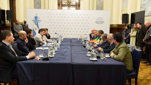 Paritarias en el Congreso: los empleados legislativos arreglaron un aumento del 60%