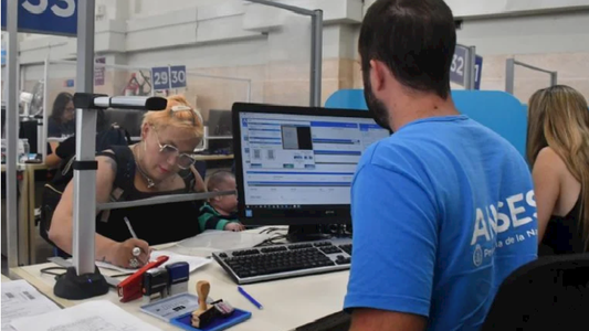 ANSES: el grupo que DEJARÁ de cobrar la ASIGNACIÓN FAMILIAR por la suba Ganancias