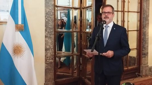 El Gobierno nacional desplazó al embajador argentino en España y al cónsul en Nueva York