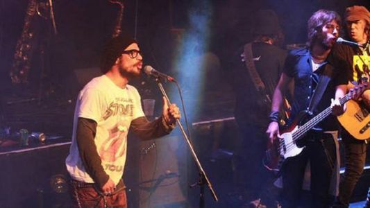 Daniel Osvaldo debutó como cantante y presentó a su nueva novia