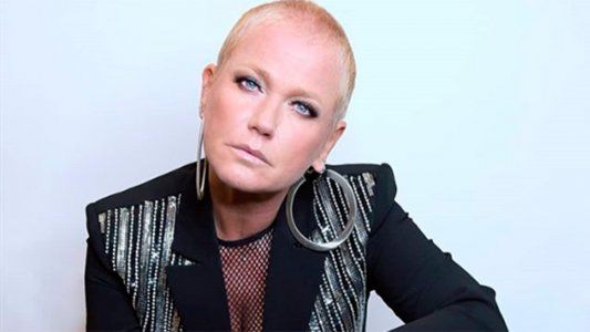 Xuxa dejó que su hija le corte el pelo y... ¡la rapó!