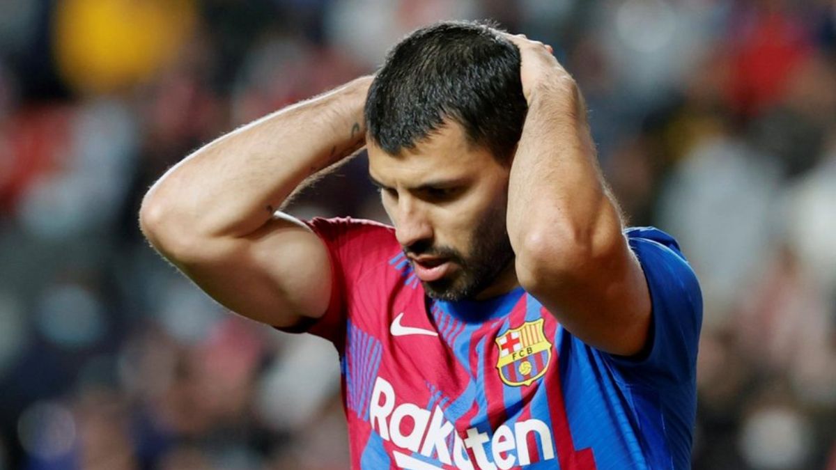 El Kun Agüero volverá a jugar los primeros meses de 2022.
