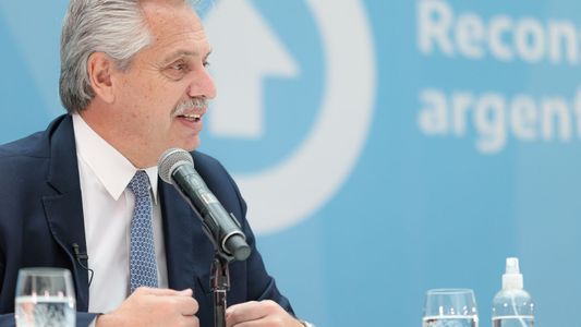 Alberto Fernández anunciará medidas para remontar en las elecciones de noviembre y la oposición empieza un debate por los liderazgos