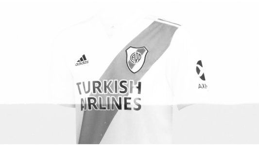 Con Ortega y Francescoli, River presentó su nueva camiseta