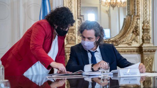 Es una nueva pandemia: los expertos le pidieron al Gobierno medidas más restrictivas