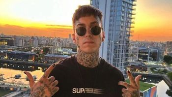 La primera foto de Eloy Rivera a la salida del hospital luego del violento episodio con su ex