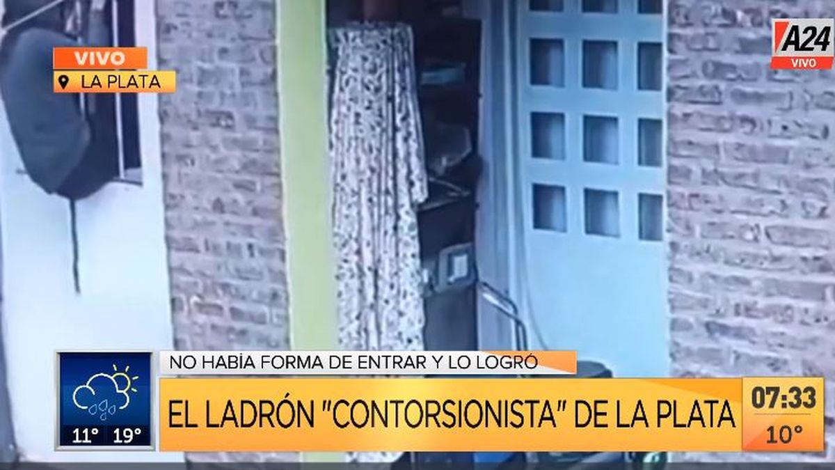 Insólito: el ladrón contorsionista que roba en La Plata. (Captura de Tv)