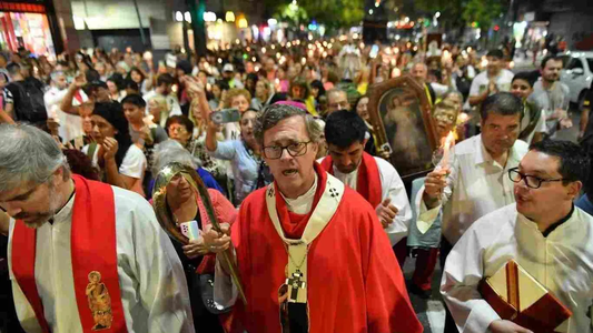 El arzobispo de Buenos Aires les pidió a los legisladores que no se aumenten el sueldo