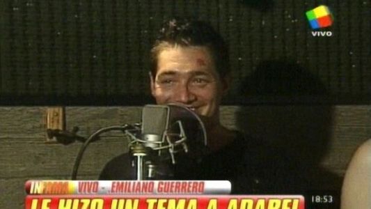 Emiliano Guerrero le canta a Adabel