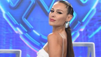 Pampita contó qué pasó en el aeropuerto con su documentación: Se trabó la computadora del express