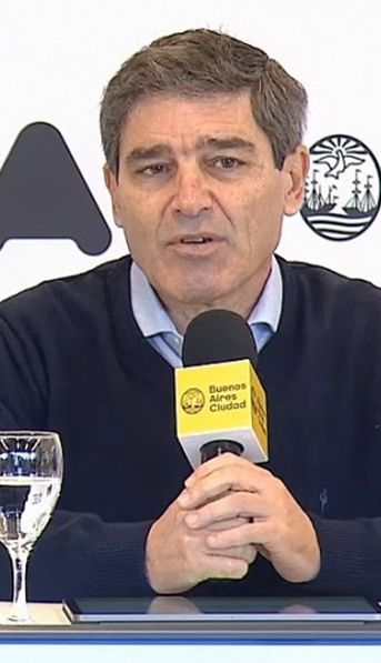 Fernán Quirós habló de la cuarta ola de coronavirus y dio detalles de cómo continuará la vacunación en la Ciudad
