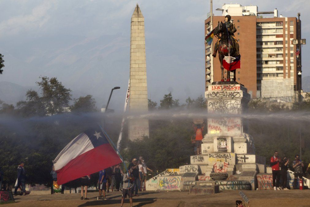 Chile: las protestas en las calles ahora también demandan una reforma constitucional