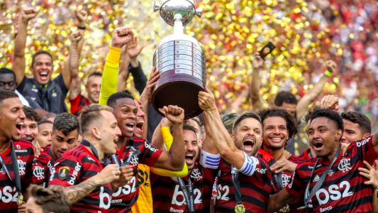 River lo ganaba hasta el minuto 89, pero se lo dieron vuelta y Flamengo es el nuevo campeón de América
