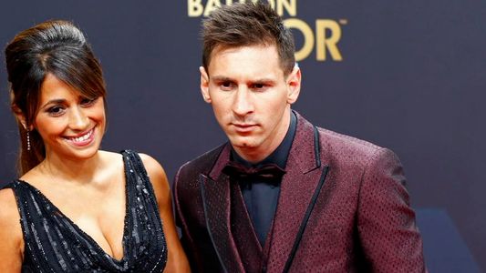 #BalónDeOro | El look de Lionel Messi y Antonella Roccuzzo en el premio que ganó Cristiano