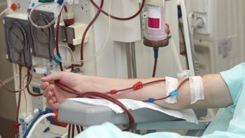 Alertan que hay unos 30 mil pacientes en peligro por falta de insumos para diálisis