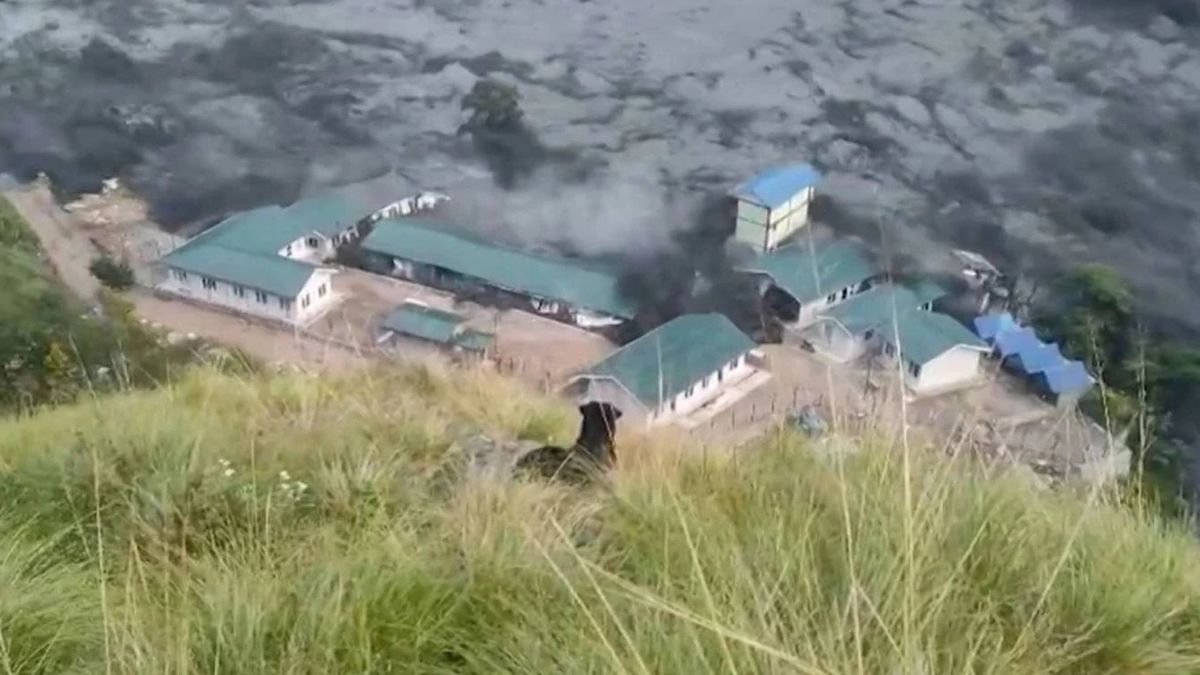 Devastadora inundación en Nepal: el agua arrasó decenas de casas y hay desaparecidos.&nbsp;
